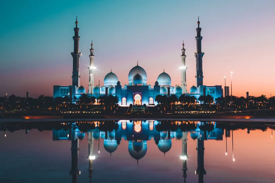Abu Dhabi Day Trip: Sheikh Zayed & Louvre